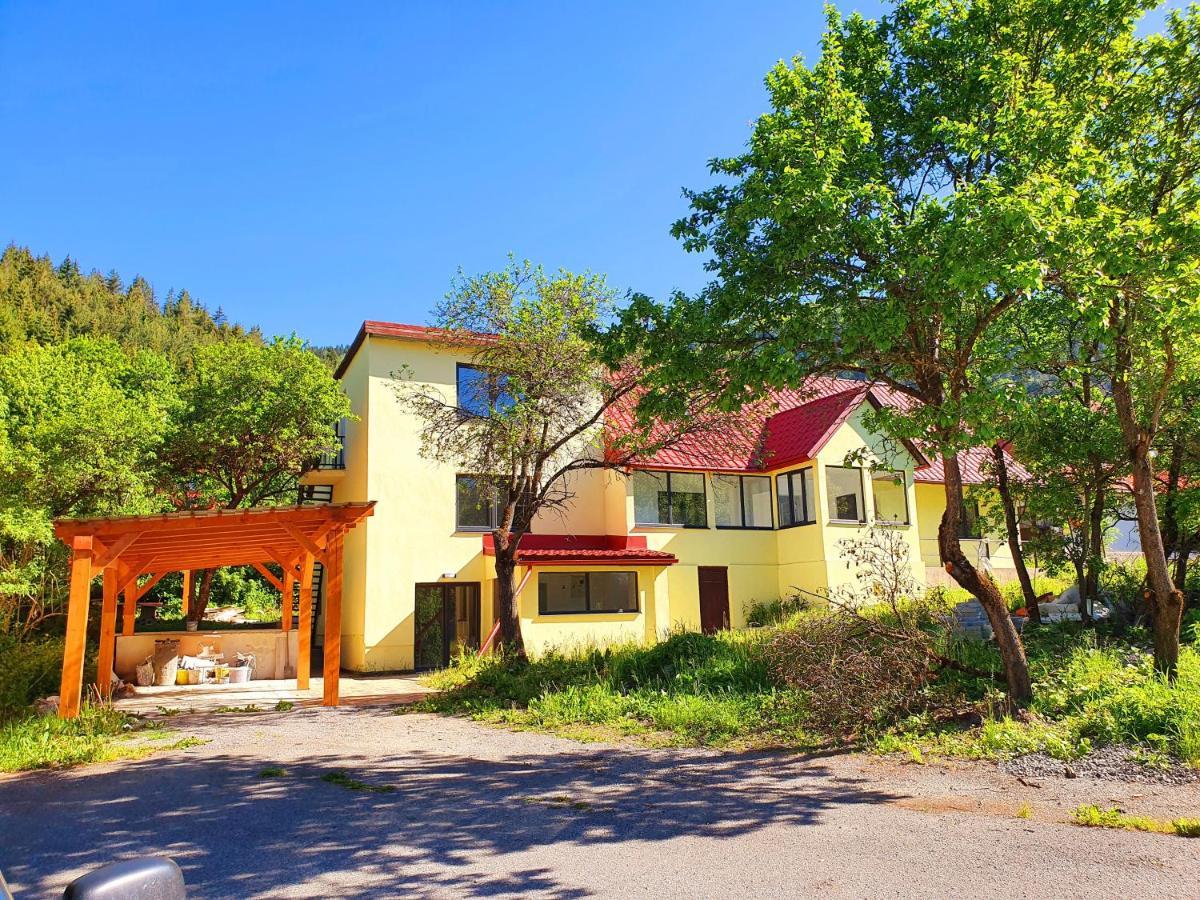 Cely Apartmanovy Dom Donovaly-Hanesy Exteriör bild